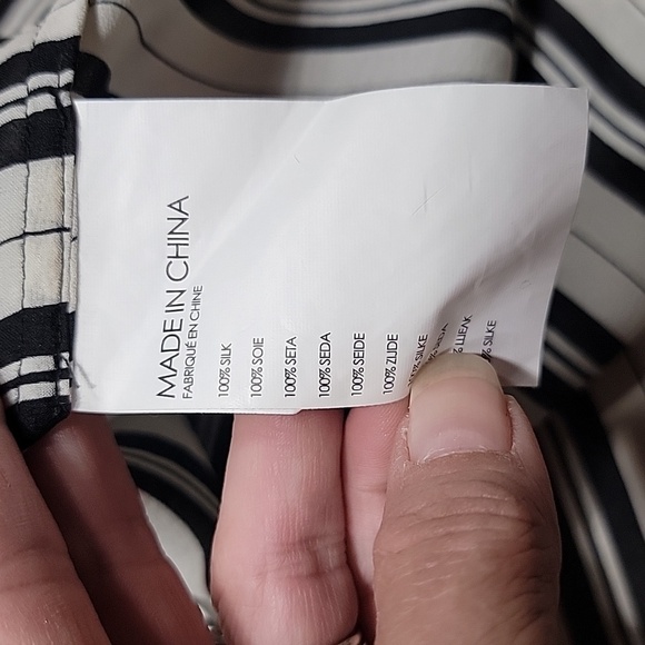 Club Monaco Size XS Black & Off-White Striped Kini Shirt, 100% Silk Gently Used - Picture 12 of 16